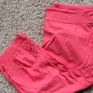 Avenue Capri's